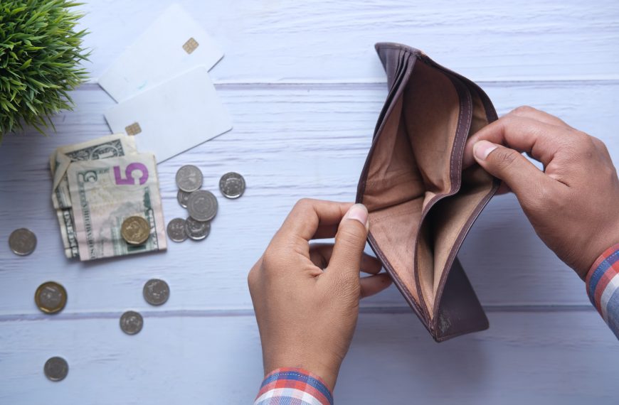 How to Save Money Without Going Broke