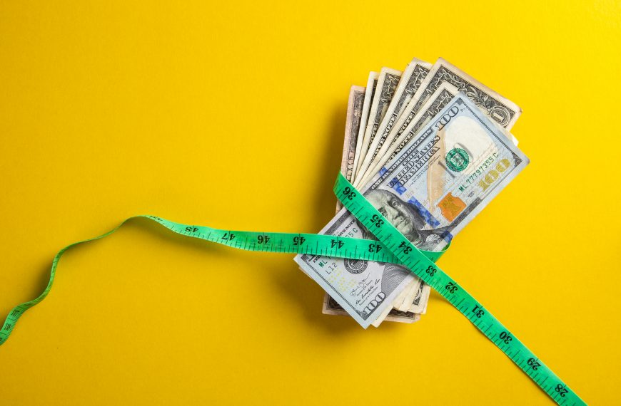 How To Save Money on A Tight Budget