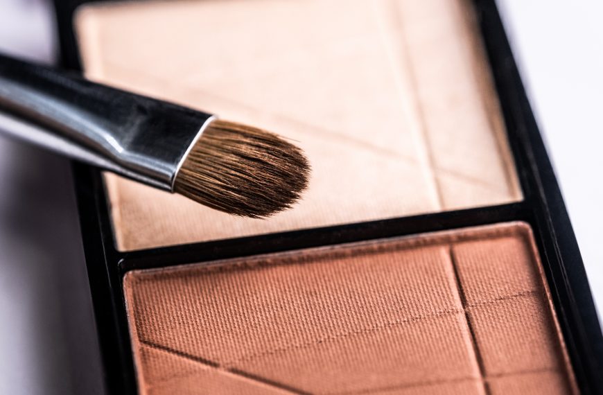 How to Save Money on Makeup